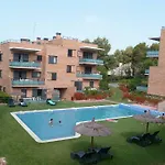 Pierre & * Salou