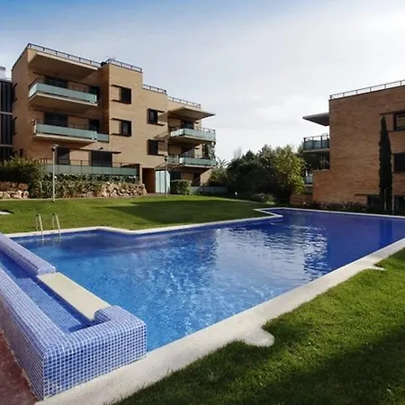 Apartman Pierre & *